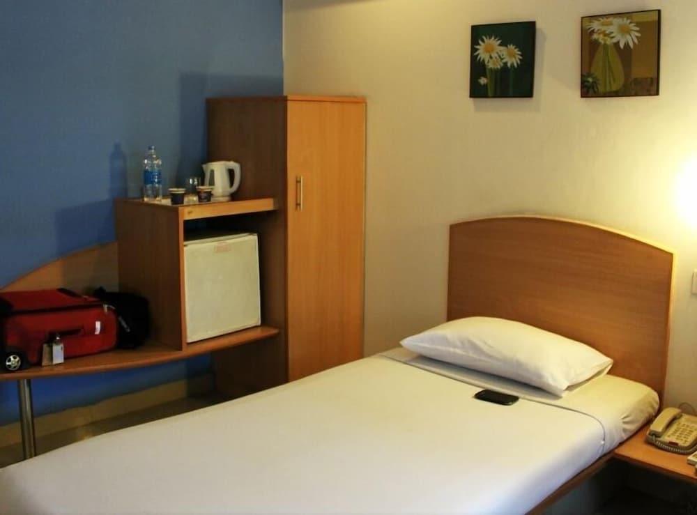 Chennai Hotel Ngoại thất bức ảnh