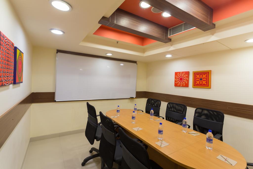 Chennai Hotel Ngoại thất bức ảnh